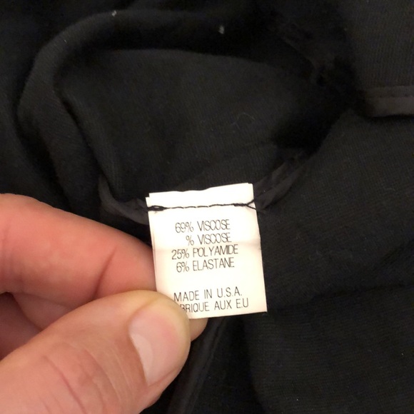 Theory Women’s Button Blazer Jacket/Coat in Black, size Small - Picture 6 of 11